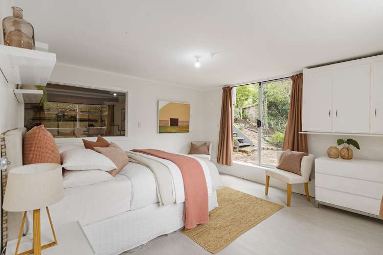 71 Hendry Avenue Hillsborough_16