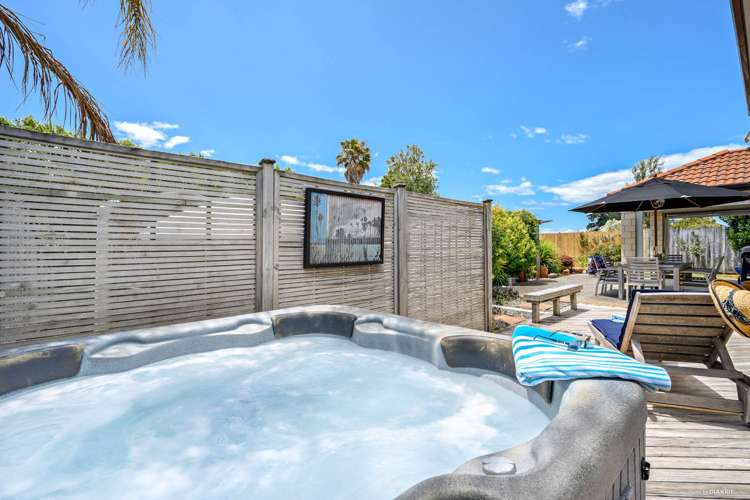 3 Pine Harbour Parade Beachlands_5