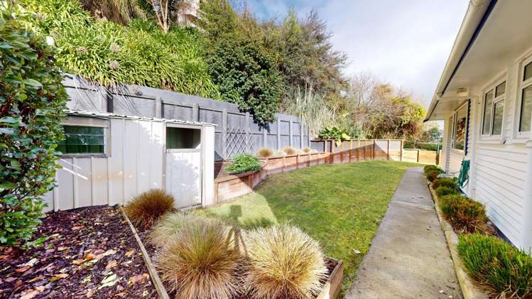 18 Mount View Road Bastia Hill_25