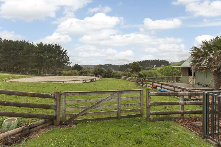 108 Valley Road Waimauku_6