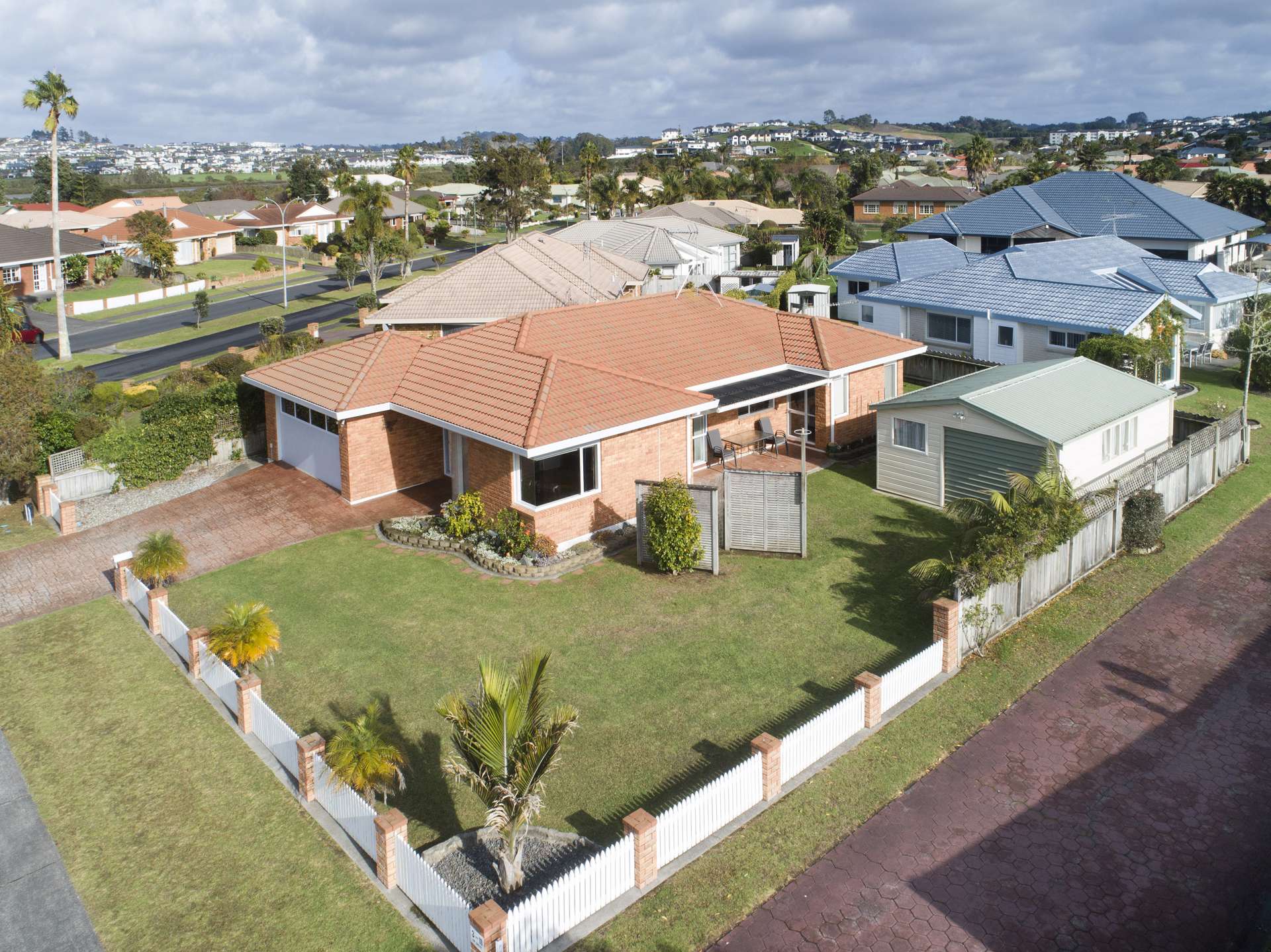 1 Lakeside Drive Orewa_0