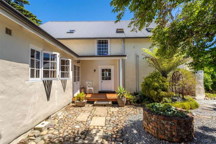 77 Covent Drive Stoke_10