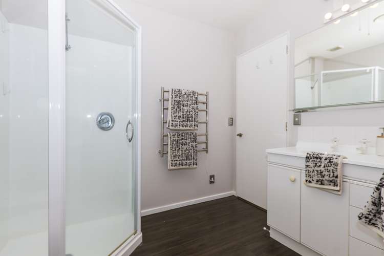 4 Highgrove Way The Wood_15