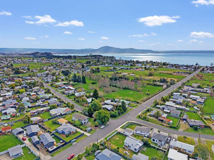 6 Lee Road Hannahs Bay_20
