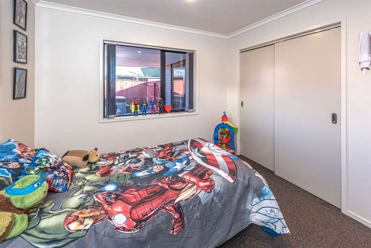 17 Magnolia Crescent Tawhero_8