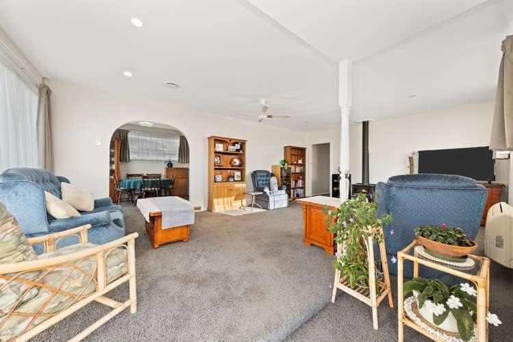 64 Oriana Crescent Hornby_7