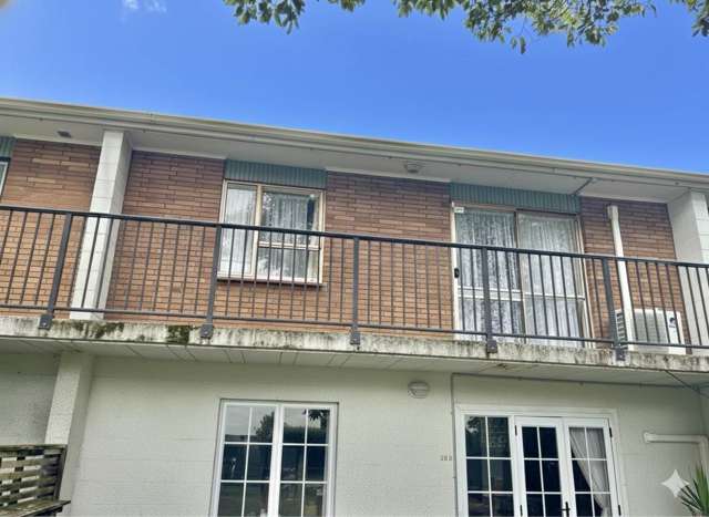 For Rent – F28/32 Wilkinson Rd