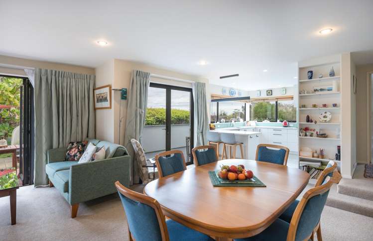 21 Idesia Grove Richmond_3