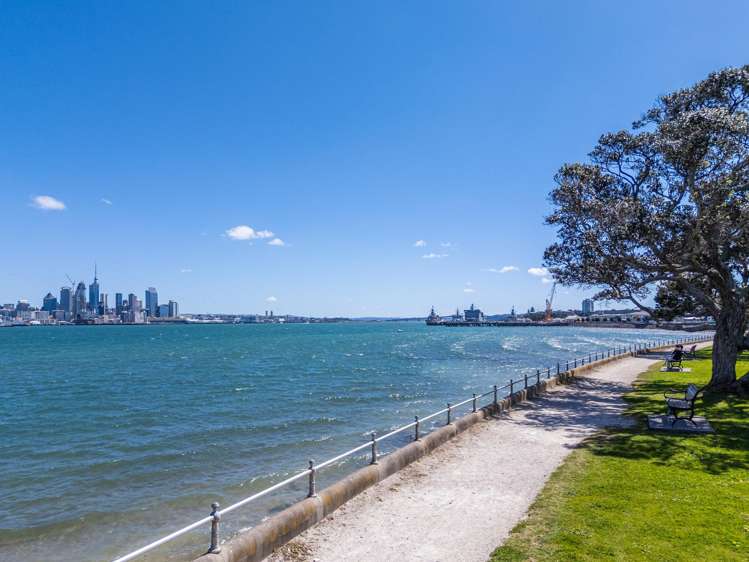 7/2 Queens Parade Devonport_18