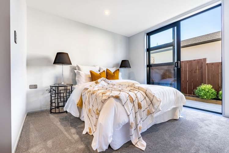 33 Williamson Avenue Belmont_11