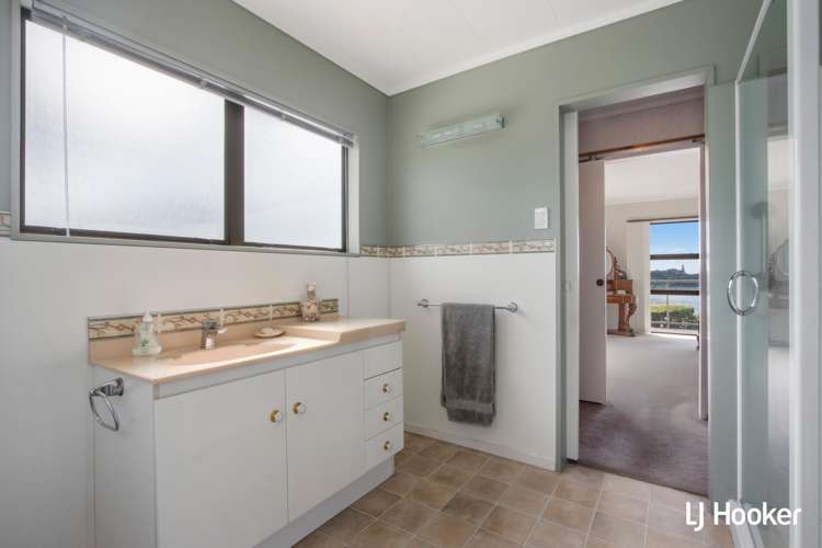 16 Pohutukawa Drive Athenree_7