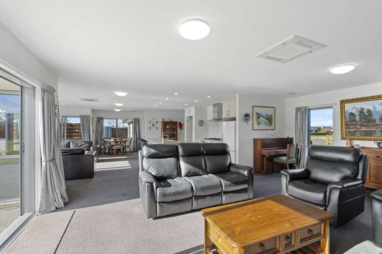 11 Brampton Drive West Melton_9