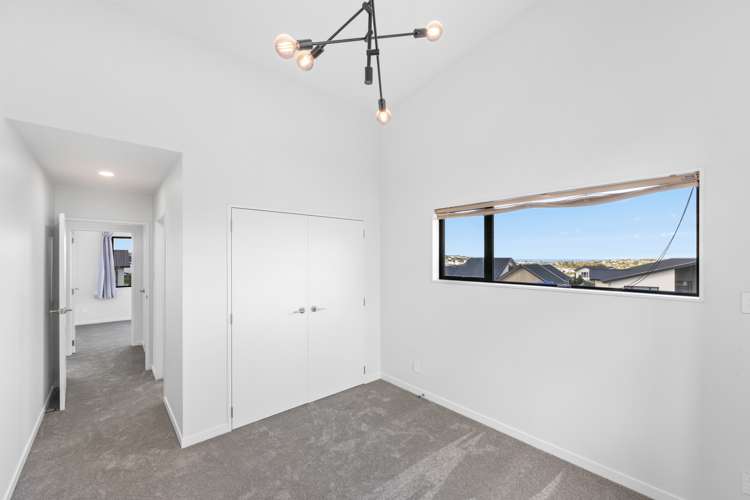 2 Lords Way Silverdale_12