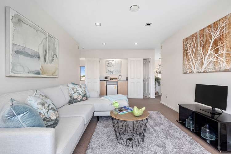 8 Elie Place Wattle Downs_6