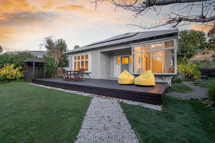 111 Garlands Road Hillsborough_24