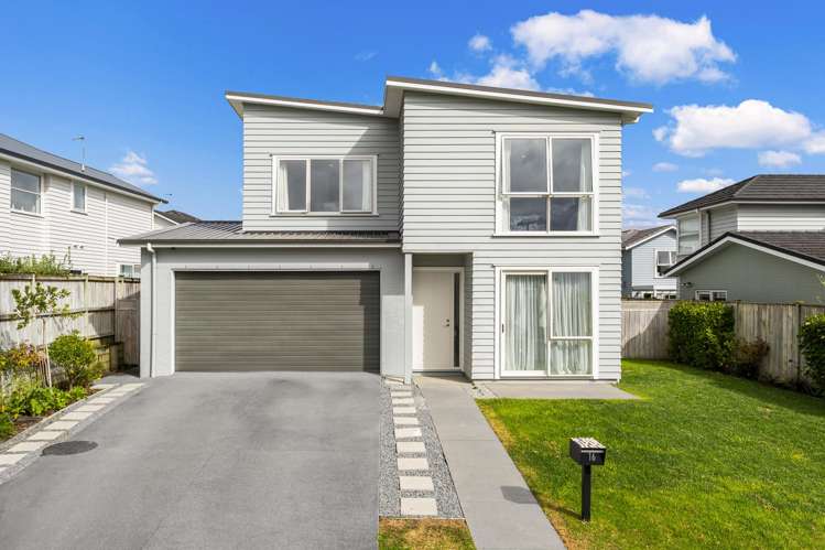 16 Couldrey Crescent Red Beach_30