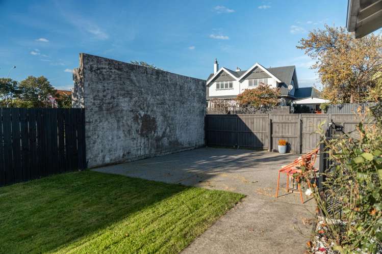 64 Louisa Street Gladstone_24