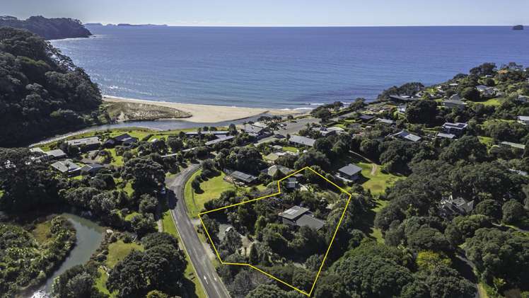 8 Pye Place Hot Water Beach_0