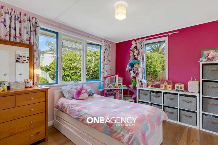 32 Champion Street Porirua East_17