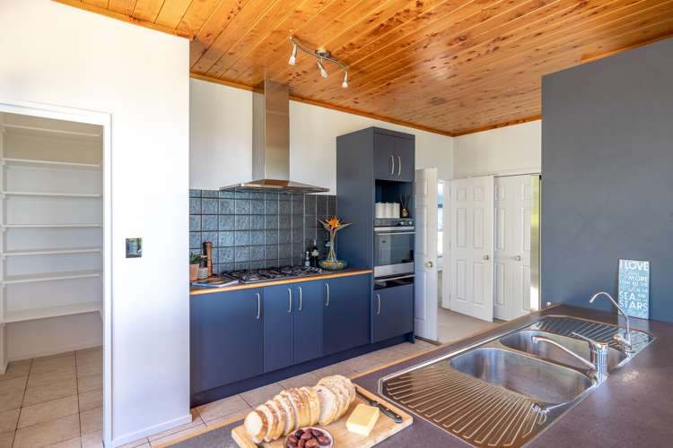 20 Waimangu Road Waiheke Island_19
