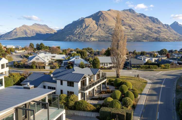 660 Peninsula Road Kelvin Heights_20
