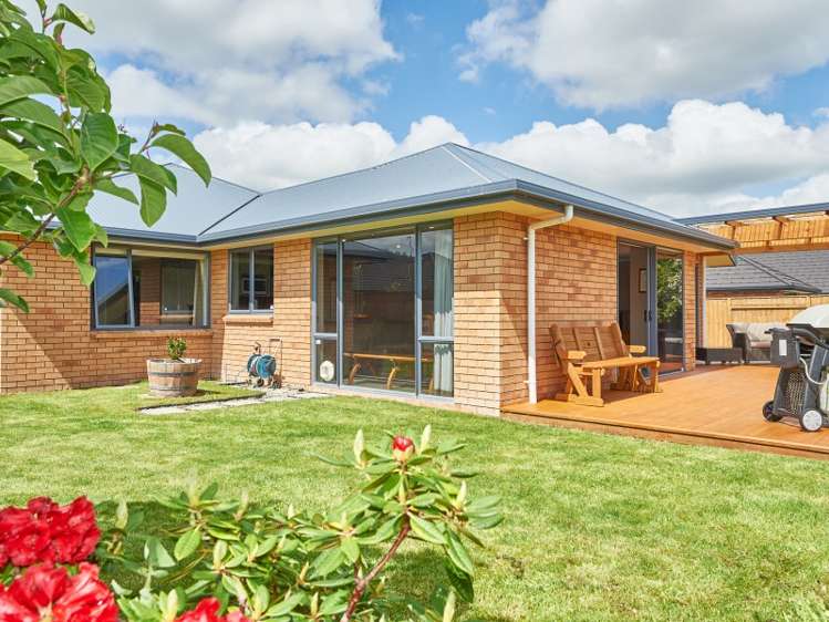 8 Nevada Way Kelvin Grove_13