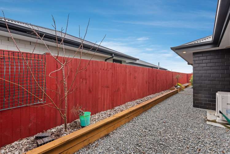 12 Orchiston Way Lincoln_21