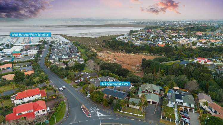 1/1 Clearwater Cove West Harbour_24