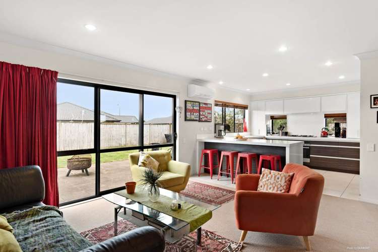 6 Scotsmoor Drive Wattle Downs_3