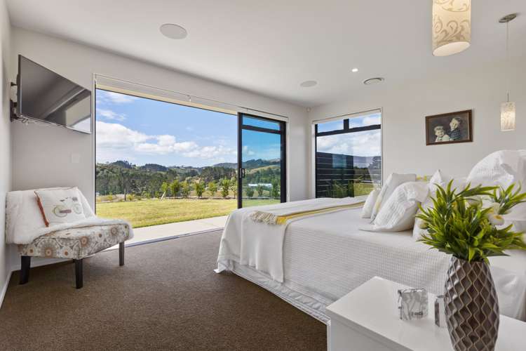 290 Whitford Park Road Whitford_9