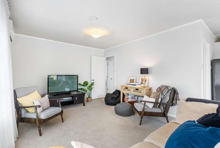 2/141 Verbena Road Birkdale_13