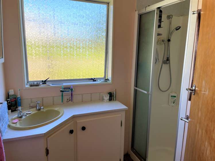 11 Stuart Street Owaka_16