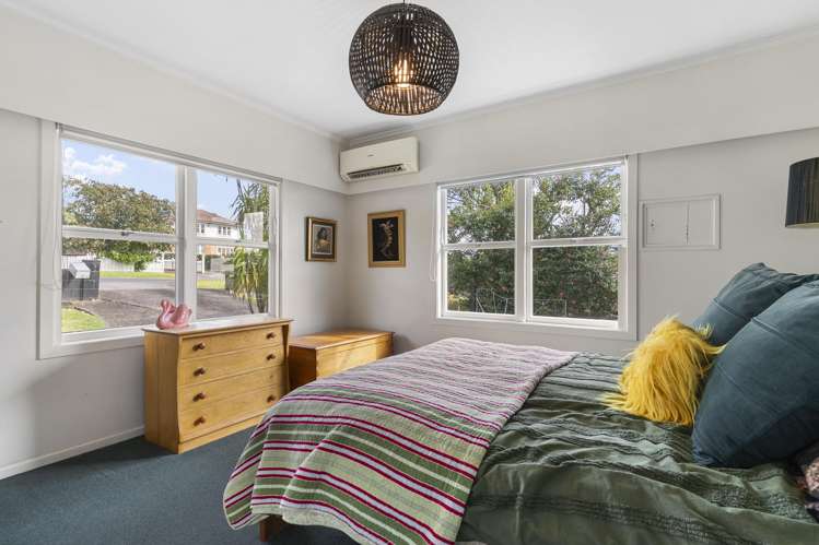 29 Te Atatu Road Te Atatu South_15