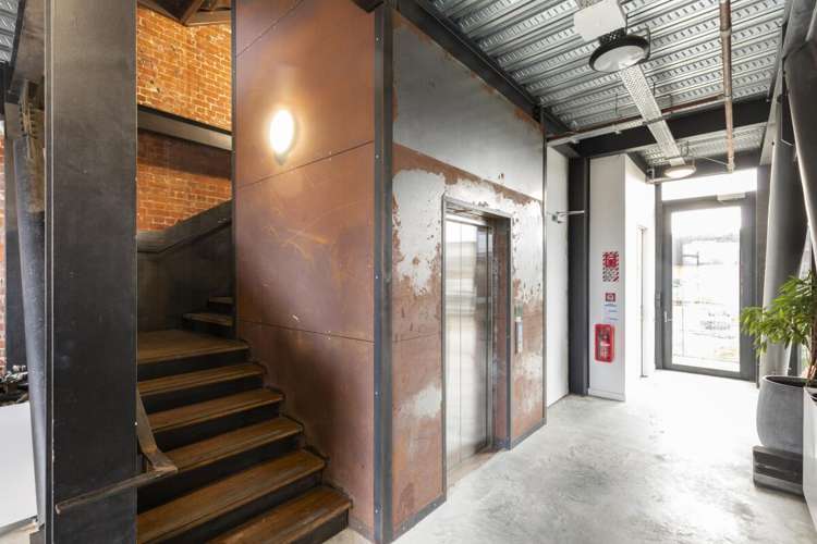 4/14 Wise Street Addington_4