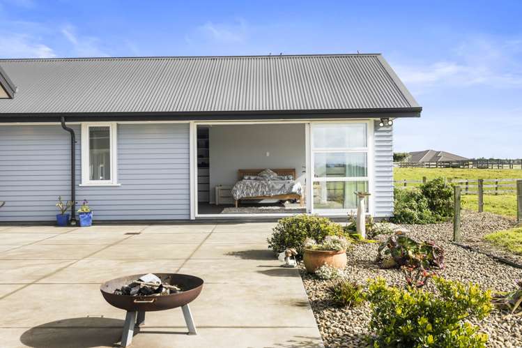 22 Irwin Road Kingseat_19