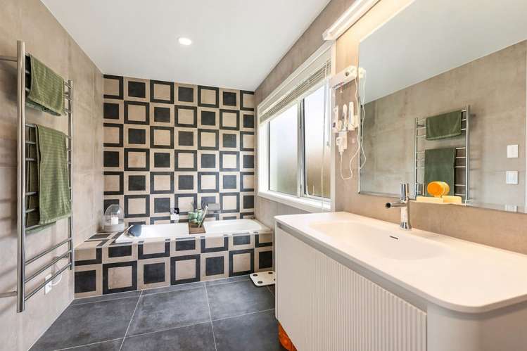3 Gulf View Road Murrays Bay_16