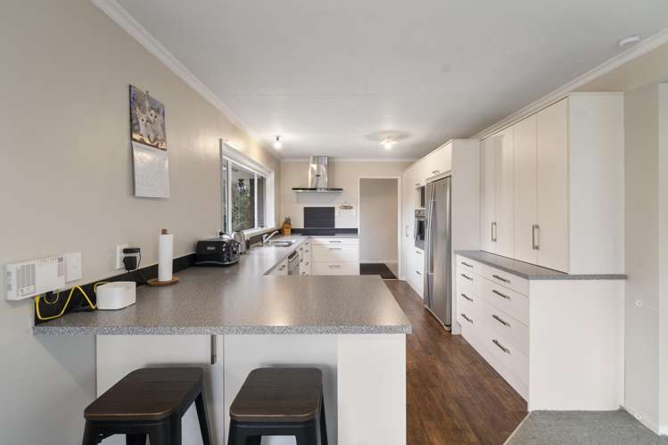 7 Guernsey Place Fitzherbert_8