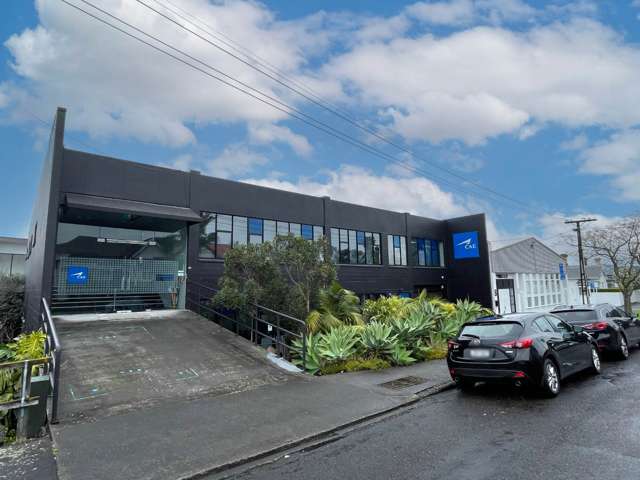 STANDALONE GREY LYNN OFFICE