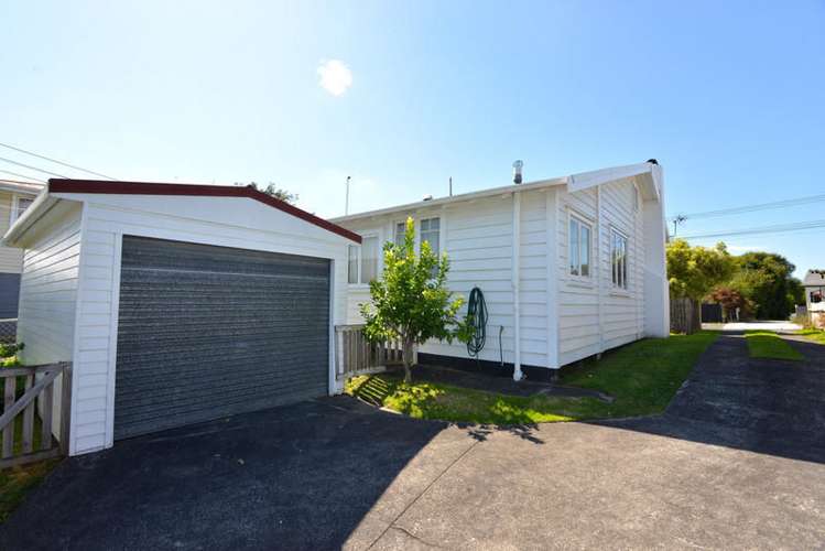 1/59 Fruitvale Road New Lynn_9