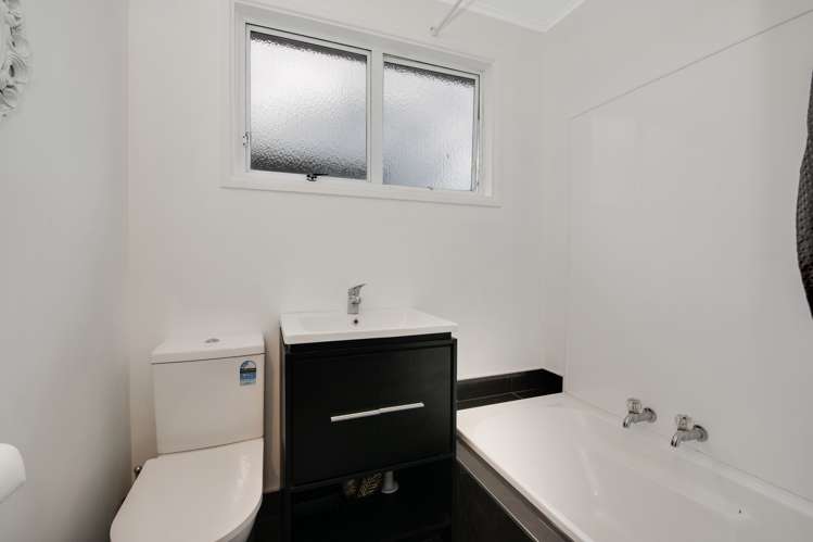 73b Awaroa Road Helensville_12