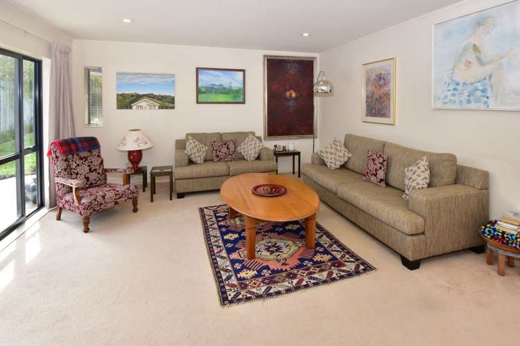 73 Kath Hopper Drive Orewa_16