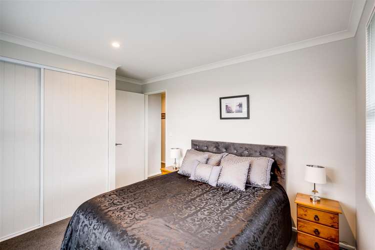 18 Pelorus Avenue Poraiti_11