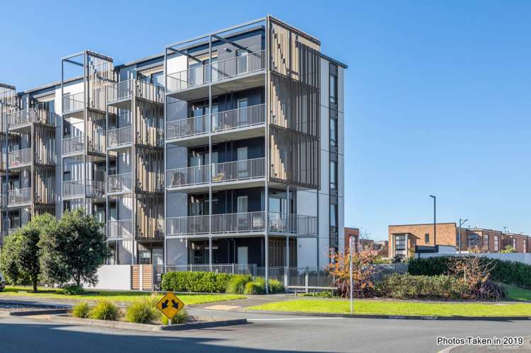 402/4 Bluegrey Avenue Stonefields_7