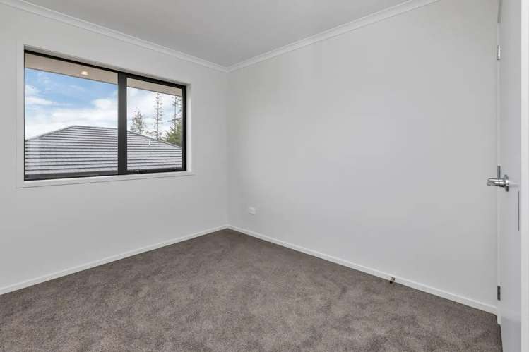 8 Suncrest Lane 11640_4