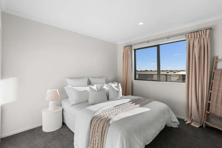 26 Tippet Crescent Wigram_11