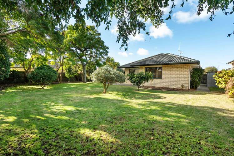 31 Ocean Crest Papamoa_22