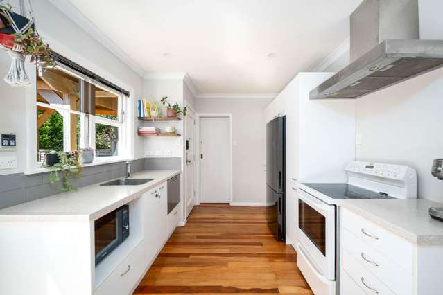 89 Hine Road Wainuiomata_4