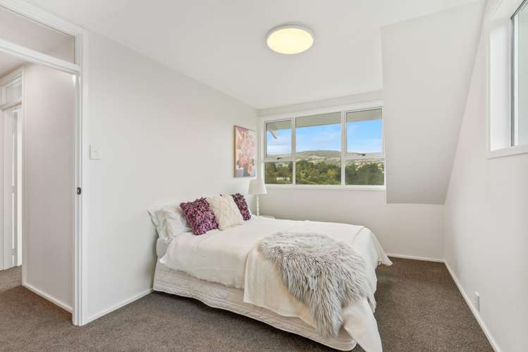 53 & 57 Braeview Crescent Maori Hill_12
