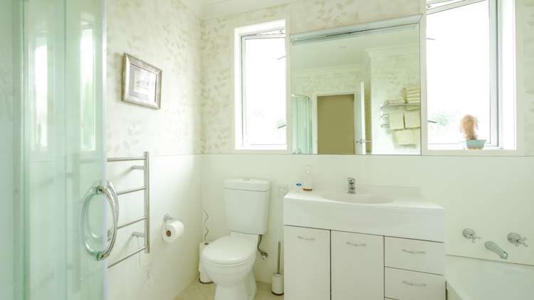 14b Mayne Place Snells Beach_10