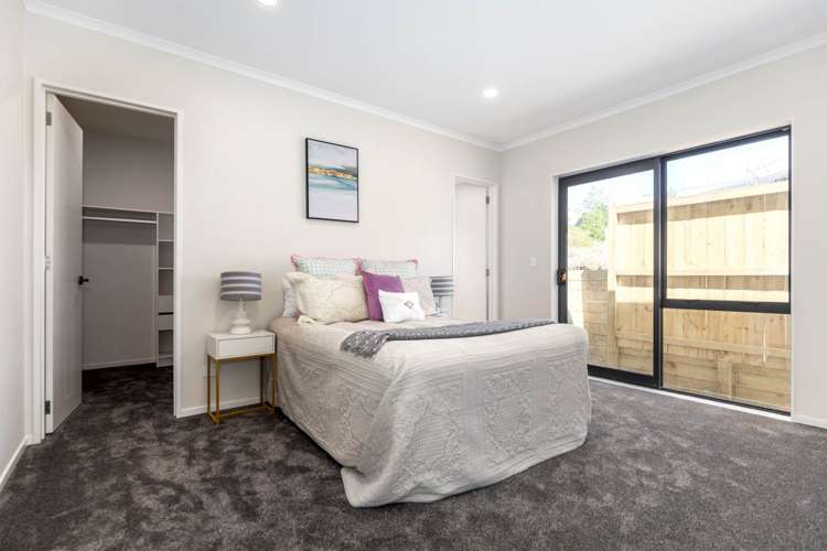 2a Hughs Way Flat Bush_25